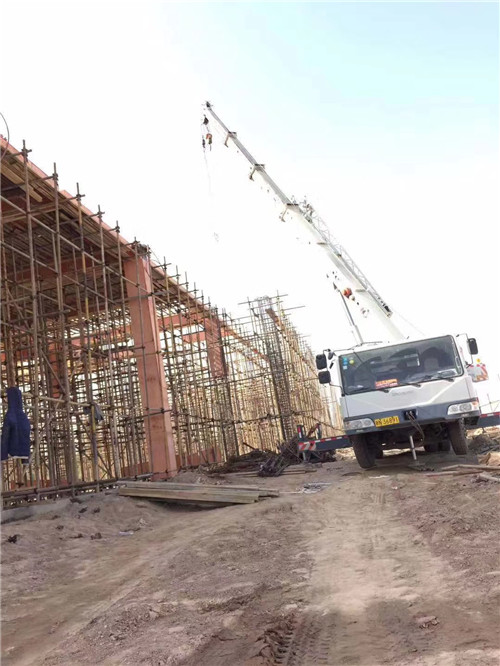 通城县吊车作业的安全注意事项有哪些？